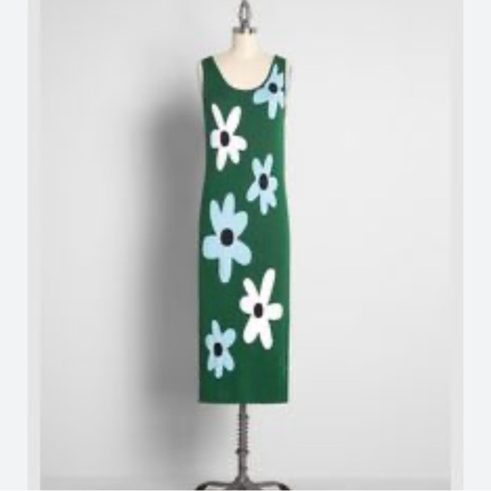 ModCloth Daisy Daze knit floral dress - size L